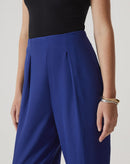 CALÇA COM VINCOS DE ALFAIATARIA - AZUL