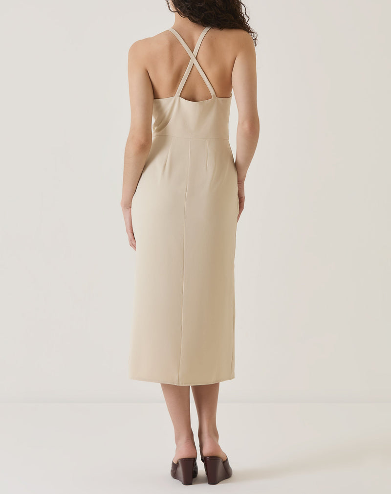 VESTIDO COM FENDA FRONTAL - AREIA