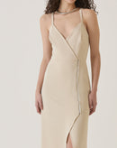 VESTIDO COM FENDA FRONTAL - AREIA