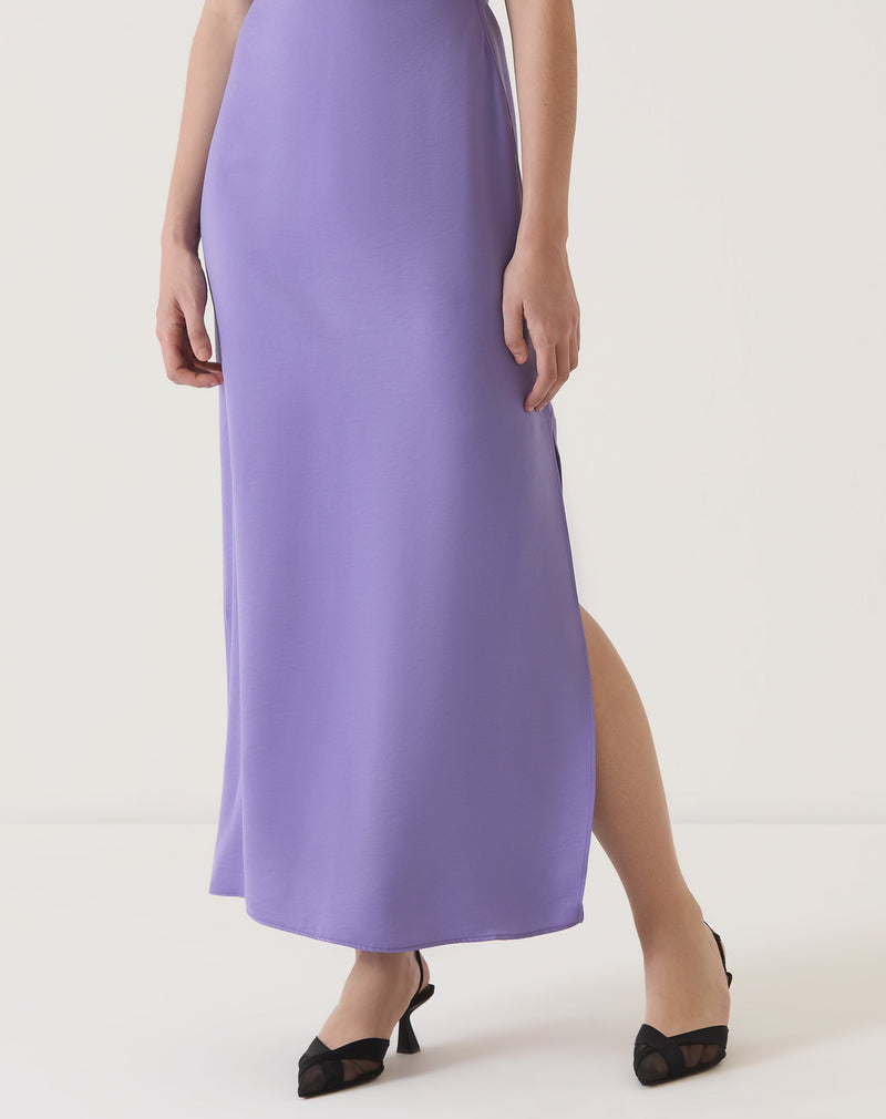 VESTIDO COM DECOTE HALTER E MOULAGE - ROXO