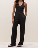 MACACÃO WIDE LEG DECOTE V REGATA - PRETO