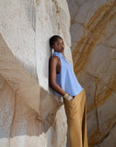 CALÇA COM BOLSOS DE ALFAIATARIA - MARROM